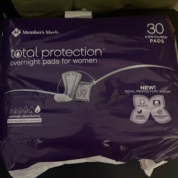Members Mark overnight pads for women number 6?ultimate absorbing. Contoured - Picture 1 of 5